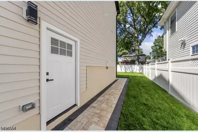 44 Liberty St, Clifton, NJ 07013 - Photo 43