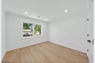 44 Liberty St, Clifton, NJ 07013 - Photo 25