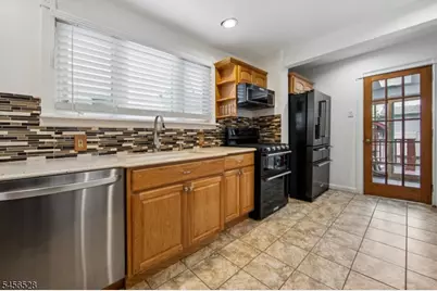 1027 Salem Ave, Hillside, NJ 07205 - Photo 13