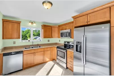 6106 Audubon Ct #106, Stanhope, NJ 07874 - Photo 9