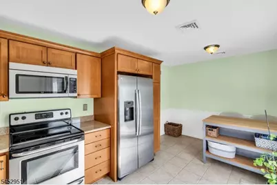 6106 Audubon Ct #106, Stanhope, NJ 07874 - Photo 11