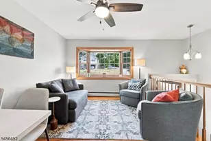 509 Mansel Dr, Roxbury Township, NJ 07850 - Photo 5