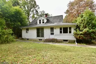 29 Moosepac Ln, Jefferson Township, NJ 07438 - Photo 1