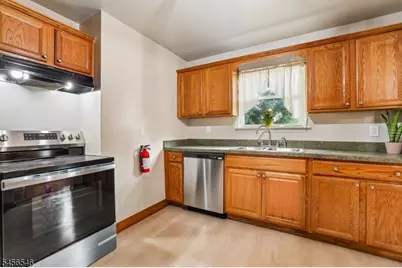 584 Thomas Blvd #1A, East Orange, NJ 07017 - Photo 13
