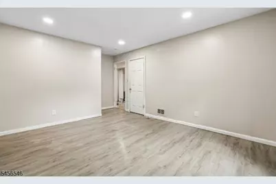 584 Thomas Blvd #1A, East Orange, NJ 07017 - Photo 15