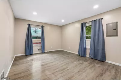 584 Thomas Blvd #1A, East Orange, NJ 07017 - Photo 21