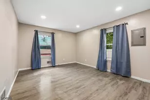 584 Thomas Blvd, East Orange, NJ 07017 - Photo 21