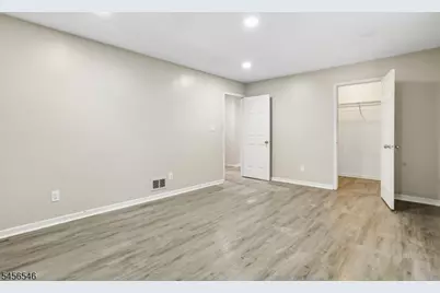 584 Thomas Blvd #1A, East Orange, NJ 07017 - Photo 17