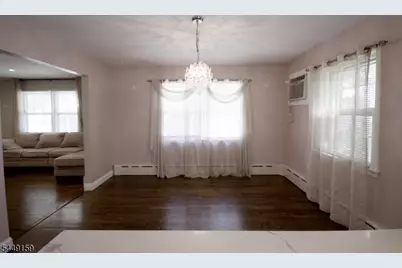 16 W Prospect St, Hawthorne, NJ 07506 - Photo 9