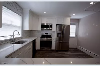16 W Prospect St, Hawthorne, NJ 07506 - Photo 13