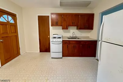 58 Nestor St, Franklin, NJ 07416 - Photo 5