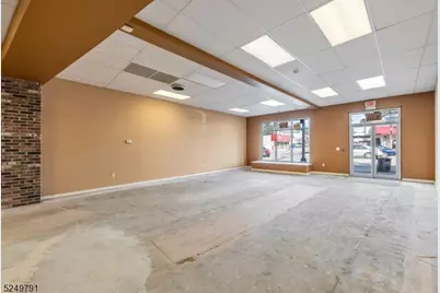 356 Bloomfield Ave, Caldwell, NJ 07006 - Photo 7