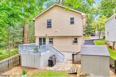 92 New York Ave, Jefferson Township, NJ 07849 - Photo 9