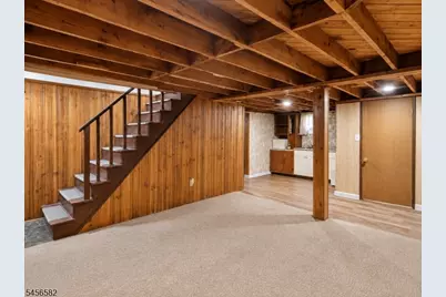 811 Hussa St, Linden, NJ 07036 - Photo 19