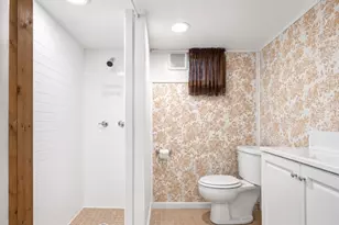 811 Hussa St, Linden, NJ 07036 - Photo 25