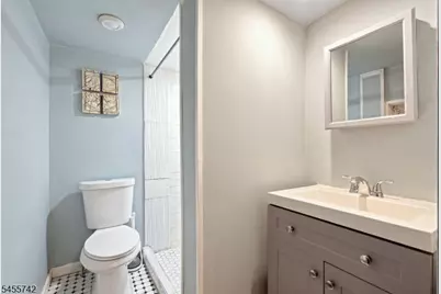 21 Harrison St, Little Falls Township, NJ 07424 - Photo 23