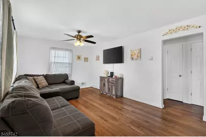 21 Harrison St, Little Falls Township, NJ 07424 - Photo 5