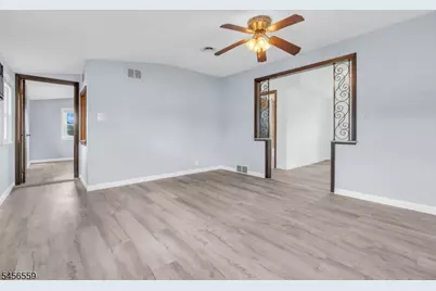 34 N 15th Ave, Manville, NJ 08835 - Photo 27