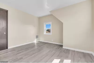 34 N 15th Ave, Manville, NJ 08835 - Photo 37