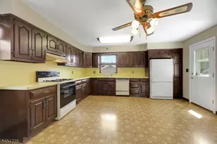 77 High, Clifton, NJ 07014 - Photo 19