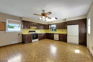 77 High, Clifton, NJ 07014 - Photo 17