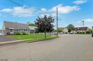 77 High, Clifton, NJ 07014 - Photo 5