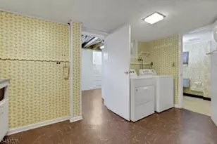 77 High, Clifton, NJ 07014 - Photo 37