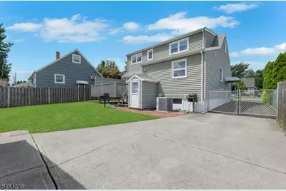 77 High, Clifton, NJ 07014 - Photo 13