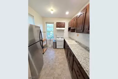505 Hoboken Rd #B, Carlstadt, NJ 07072 - Photo 3