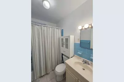 505 Hoboken Rd #B, Carlstadt, NJ 07072 - Photo 5