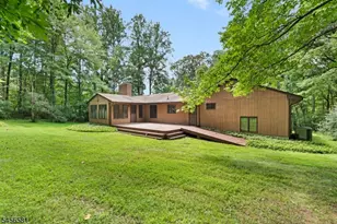 155 Buffalo Hollow Rd, Lebanon Township, NJ 08826 - Photo 9
