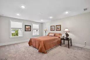 723 Station Rd, Dunellen, NJ 08812 - Photo 13