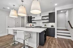 723 Station Rd, Dunellen, NJ 08812 - Photo 7