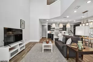 723 Station Rd, Dunellen, NJ 08812 - Photo 3