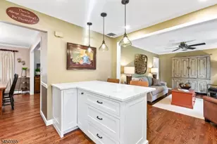 211 Briarheath Ln, Clark Township, NJ 07066 - Photo 9