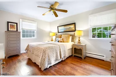211 Briarheath Lane, Clark Township, NJ 07066 - Photo 15