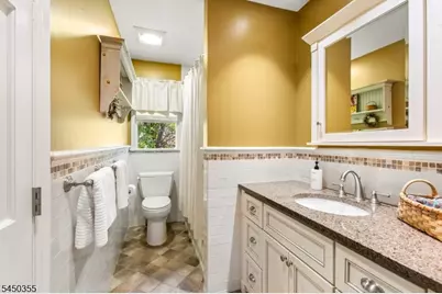 211 Briarheath Lane, Clark Township, NJ 07066 - Photo 21