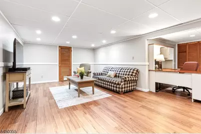211 Briarheath Lane, Clark Township, NJ 07066 - Photo 25