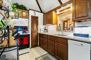 24 Setting Sun Trail, West Milford, NJ 07480 - Photo 21