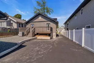 240 Keer Ave, Newark, NJ 07112 - Photo 39