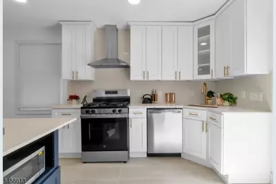 240 Keer Ave, Newark, NJ 07112 - Photo 9