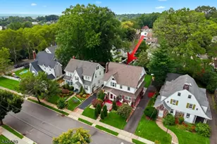 351 Griggs Ave, Teaneck Township, NJ 07666 - Photo 3
