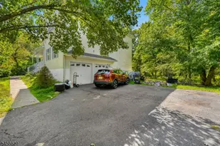 24 Swan Ln, Jefferson Township, NJ 07849 - Photo 7