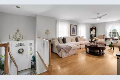 5 Van Allen Pl, Pequannock Township, NJ 07444 - Photo 15