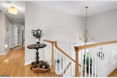 5 Van Allen Pl, Pequannock Township, NJ 07444 - Photo 5