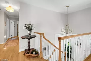 5 Van Allen Pl, Pequannock Township, NJ 07444 - Photo 5