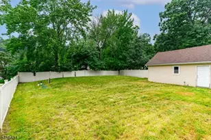 122 Orben Dr, Mount Arlington, NJ 07850 - Photo 33