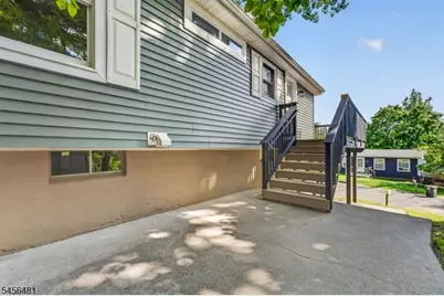 3 Pleasant Rd, High Bridge, NJ 08829 - Photo 5