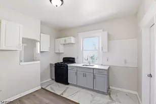 184 W Runyon St, Newark, NJ 07108 - Photo 21