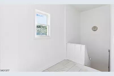 184 W Runyon St, Newark, NJ 07108 - Photo 25